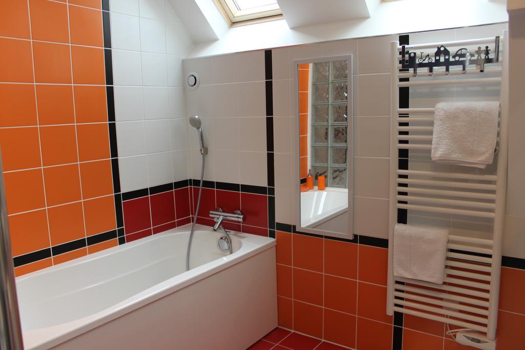 Au Coeur De Beauvais Bed & Breakfast Ngoại thất bức ảnh