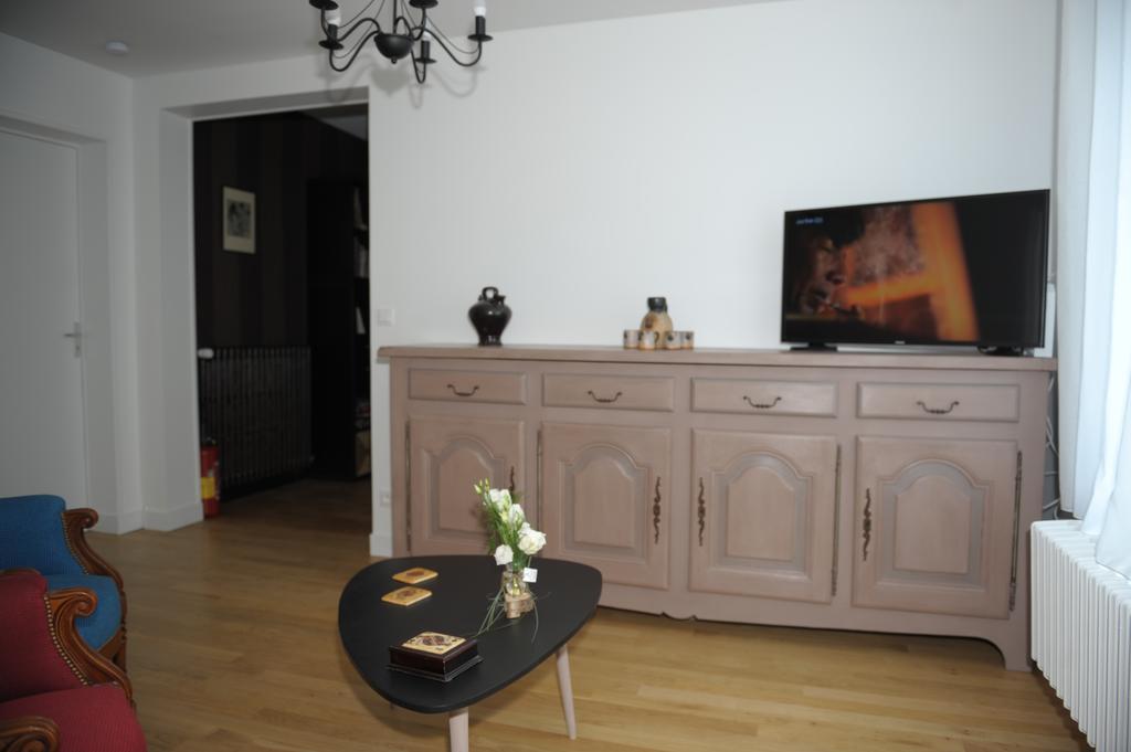 Au Coeur De Beauvais Bed & Breakfast Ngoại thất bức ảnh