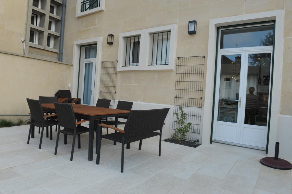 Au Coeur De Beauvais Bed & Breakfast Ngoại thất bức ảnh