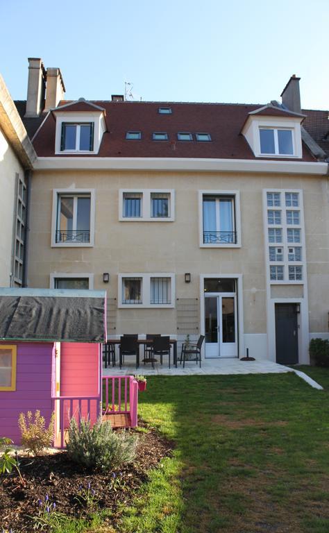Au Coeur De Beauvais Bed & Breakfast Ngoại thất bức ảnh